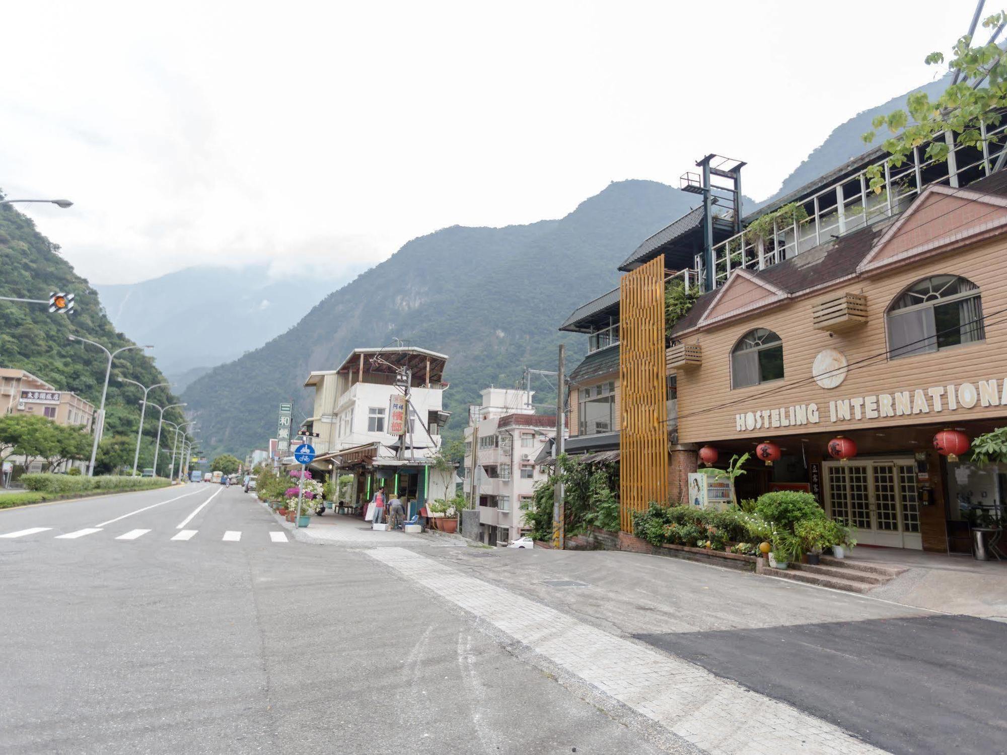 Liwu Hotel Taroko Fushi Bagian luar foto